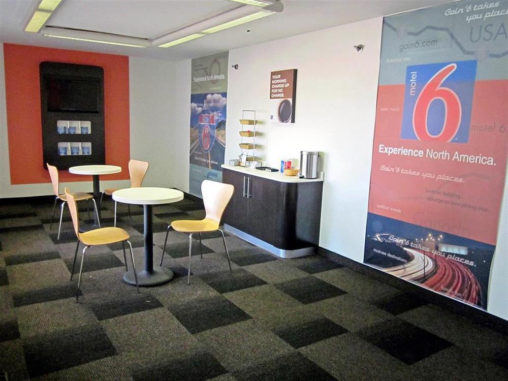 Motel 6 Normal Beltér fotó