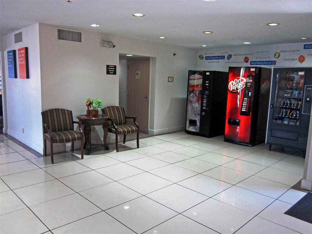 Motel 6 Normal Létesítmények fotó
